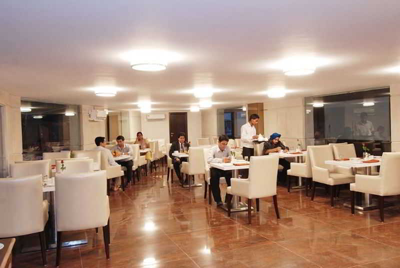 Africa Avenue Gk - 1 Hotel Új-Delhi Kültér fotó