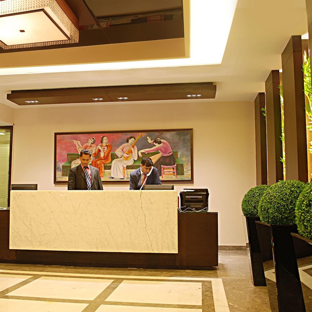 Africa Avenue Gk - 1 Hotel Új-Delhi Kültér fotó