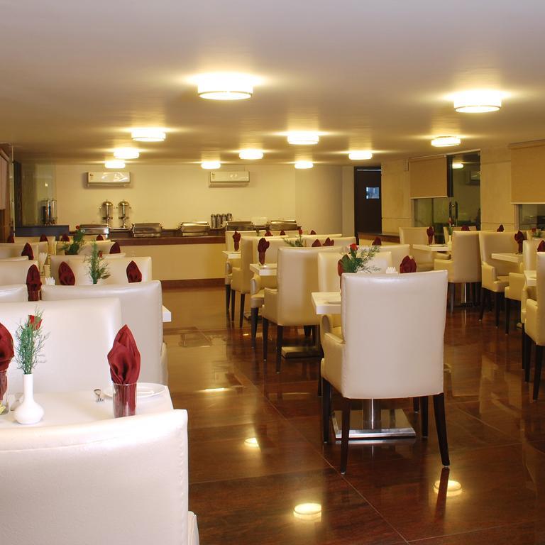 Africa Avenue Gk - 1 Hotel Új-Delhi Kültér fotó